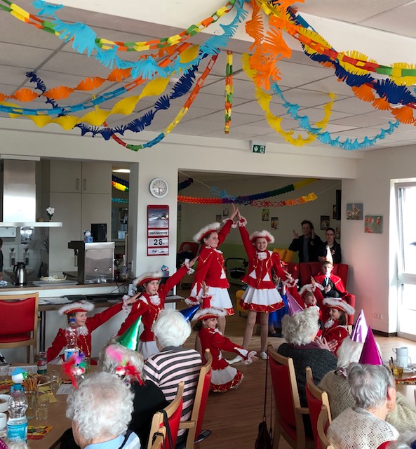 Caritas Tagespflege St. Vinzenz Gieboldehausen feiert Fetten Donnerstag.