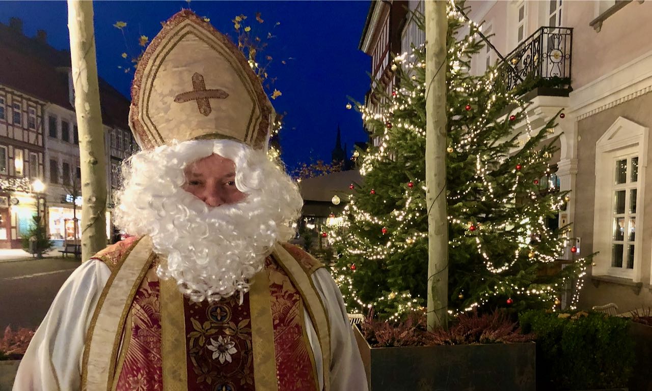 Der heilige Nikolaus war schon 2020 persönlich in Duderstadt für die Kinder unterwegs. | Foto: Isabel Lubojanski / Familienzentrum Duderstadt 