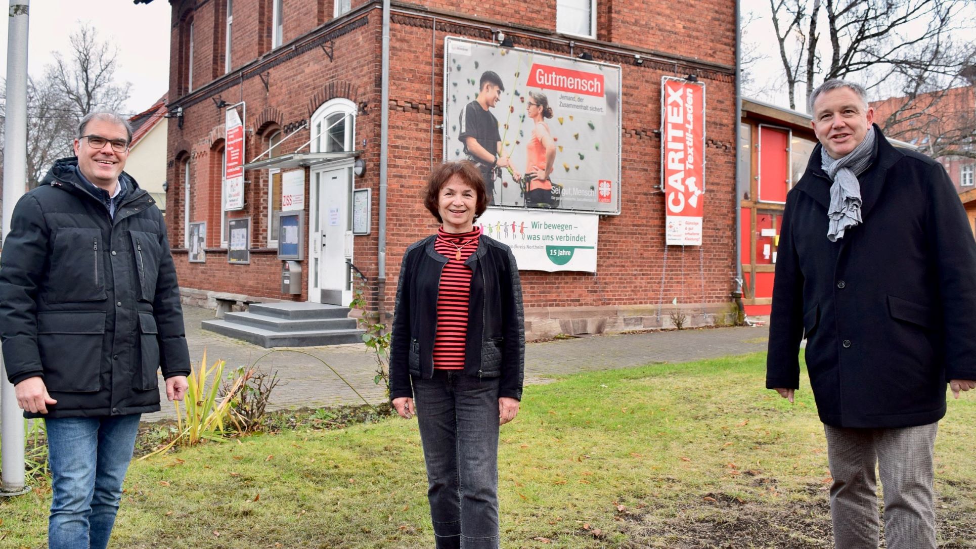 Bereiten die Fusion der zwei Caritasverbände sorgfältig vor (v.l.): Holger Gatzenmeyer, Mathilde Henke und Ralf Regenhardt. | Foto: Broermann / Caritas