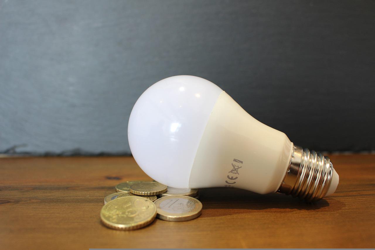 Steigende Energiepreise bereiten vielen Menschen Sorgen. | Foto: VV1ntermute / pixabay