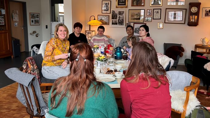 Immer mittwochs ab 9.30 Uhr bietet das Familienzentrum Duderstadt einen Frühstückstreff an, zum Internationalen Frauentag am 8. März gibt es auch ein Abendessen dort. | Foto: Madlin Dettenbach / Caritas