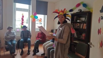 Das Foto zeigt Feiernde in der Tagespflege Duderstadt.