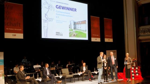 Der Campus wurde auf der großen Bühne im Deutschen Theater präsentiert. | Foto: TrapezFilm – Stephan Beuermann