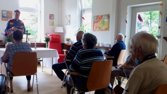 Anlässlich des katholisches Hochfestes Peter und Paul hielt Propst Berkefeld eine Andacht in der Caritas-Tagespflege Duderstadt.