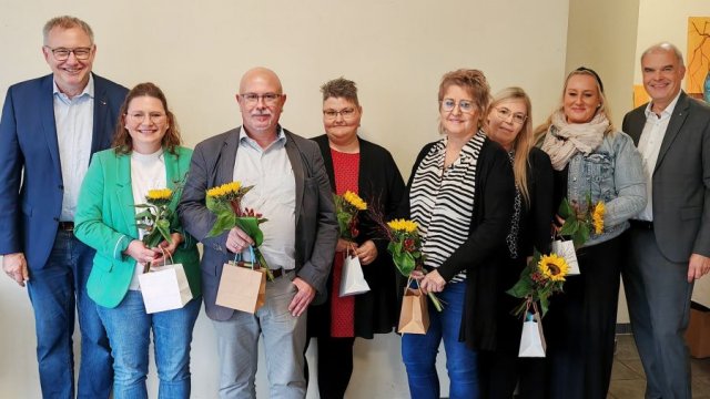 Ehrungen für 15-jährige Mitarbeit | Foto: Claudia Nachtwey / cps Das Bild zeigt Mitarbeitende der Caritas Südniedersachsen. | Foto: Claudia Nachtwey / cps